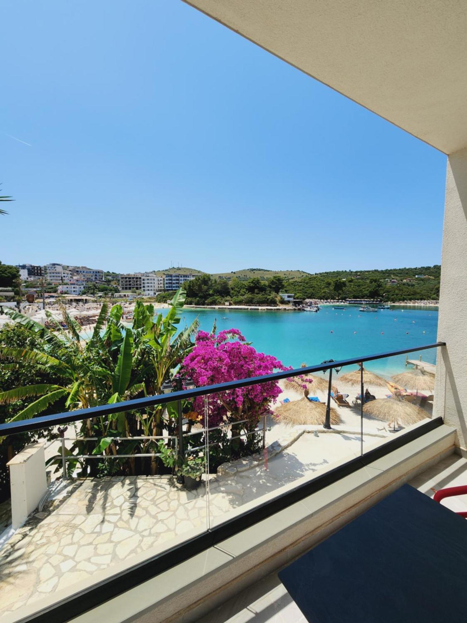 Manta Hotel Ksamil Exterior photo